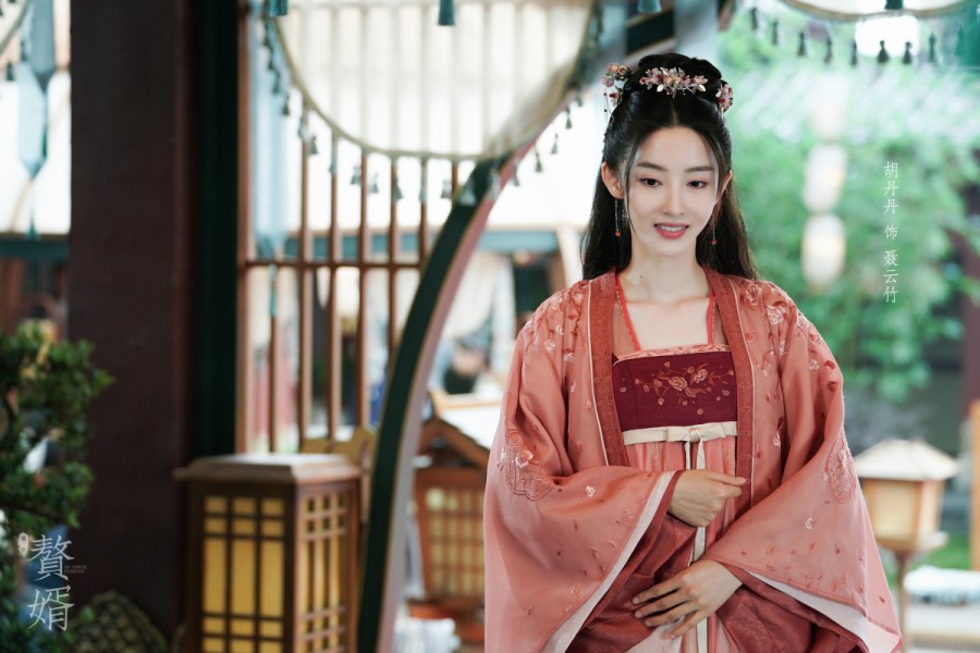 黄怡婷头像